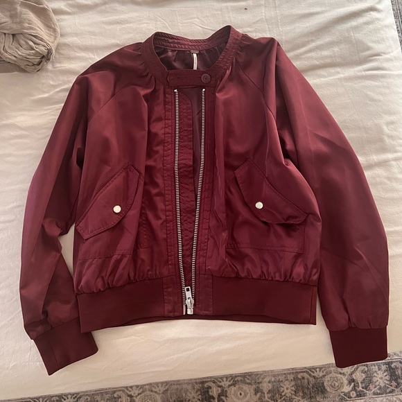 Free People Women's Burgundy Midnight Bomber Jacket Zipper Front Pockets Medium - Picture 1 of 3